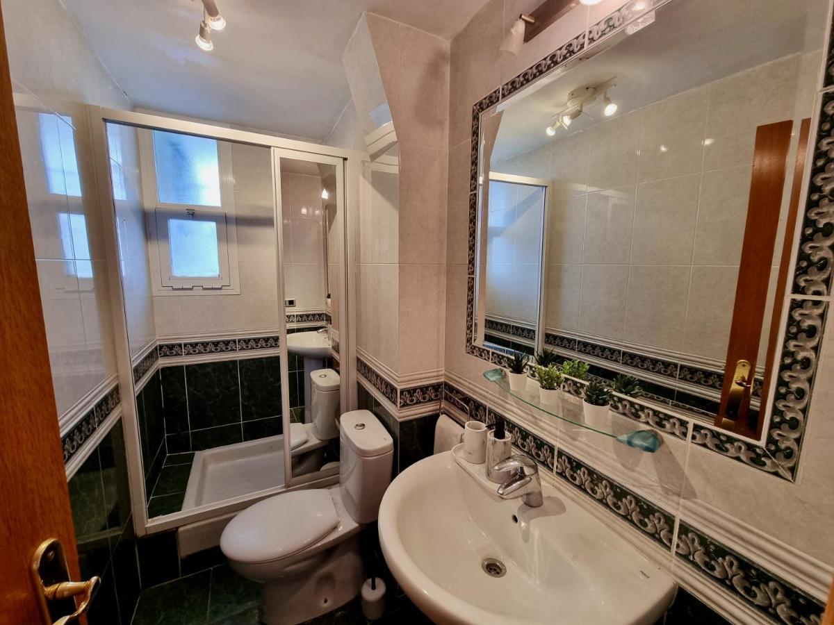 Apartamento Daniel Zaragoza Bagian luar foto