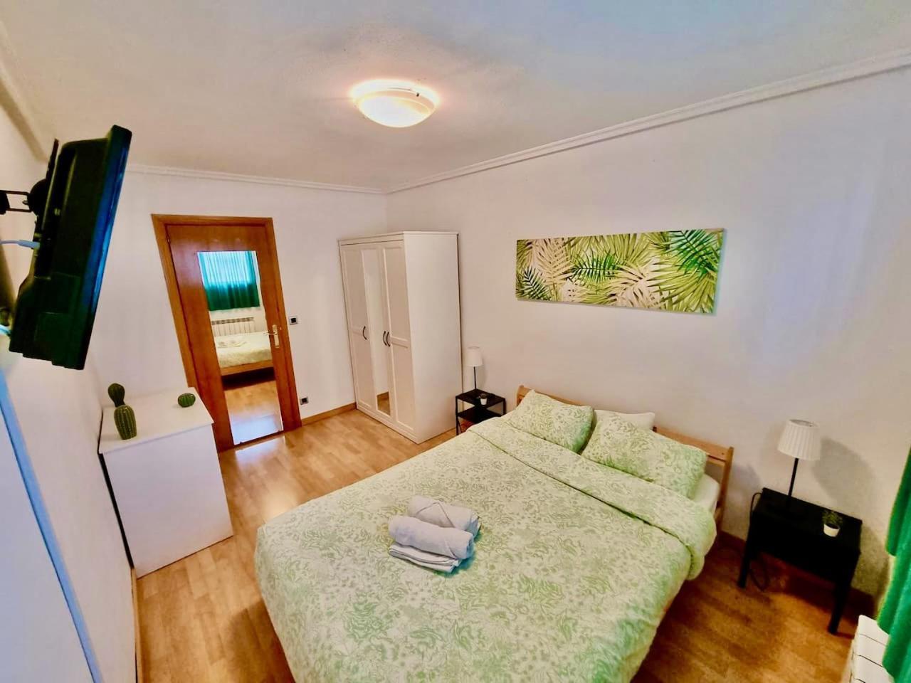 Apartamento Daniel Zaragoza Bagian luar foto