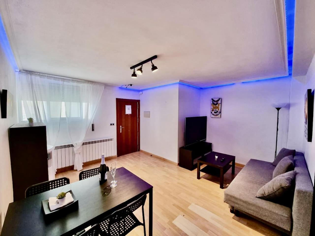 Apartamento Daniel Zaragoza Bagian luar foto
